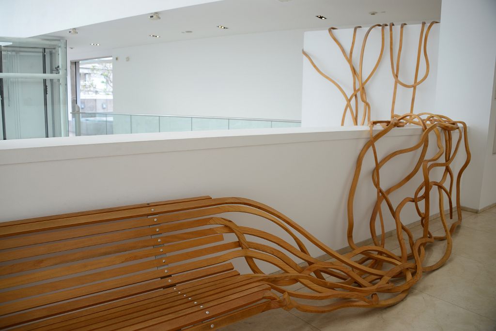 03 Enredamaderas By Pablo Reinoso Flows From A Wooden Bench To Climbing The Wall MALBA Buenos Aires